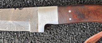 Damast stalen mes 280 lagen met drop point lemmet met schede (Nr6)