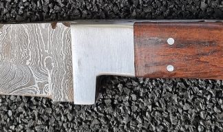Damast stalen mes 280 lagen met drop point lemmet met schede (Nr7)