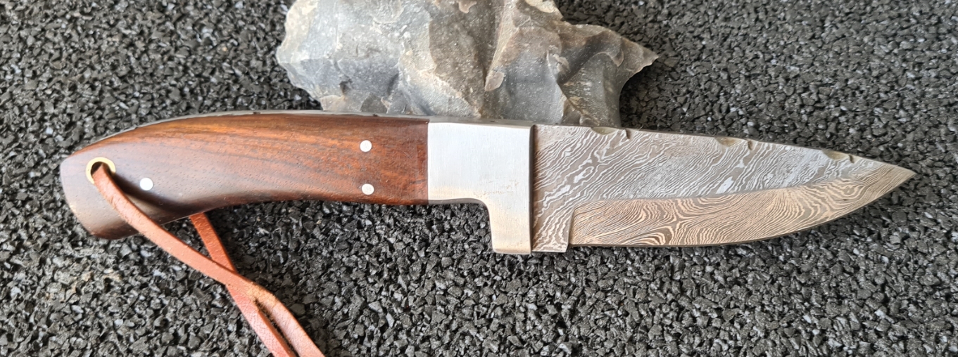 Damast stalen mes 280 lagen met drop point lemmet met schede (Nr7) - Afbeelding 3
