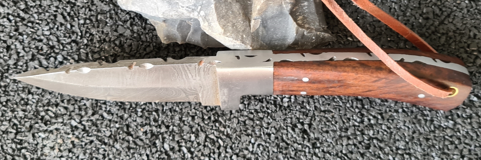 Damast stalen mes 280 lagen met drop point lemmet met schede (Nr7) - Afbeelding 6